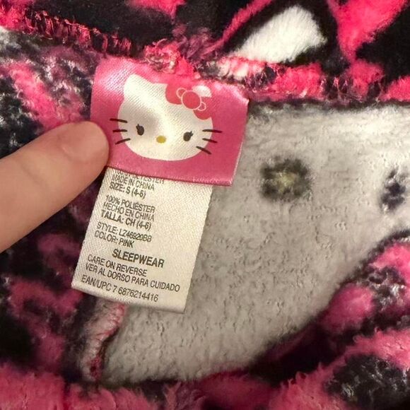 Sanrio Women's multi Pajamas - Picture 3 of 4